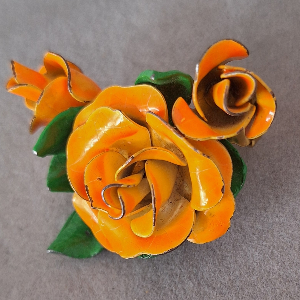 Source Unknown Triple Orange Rose  and Green Floral Brooch